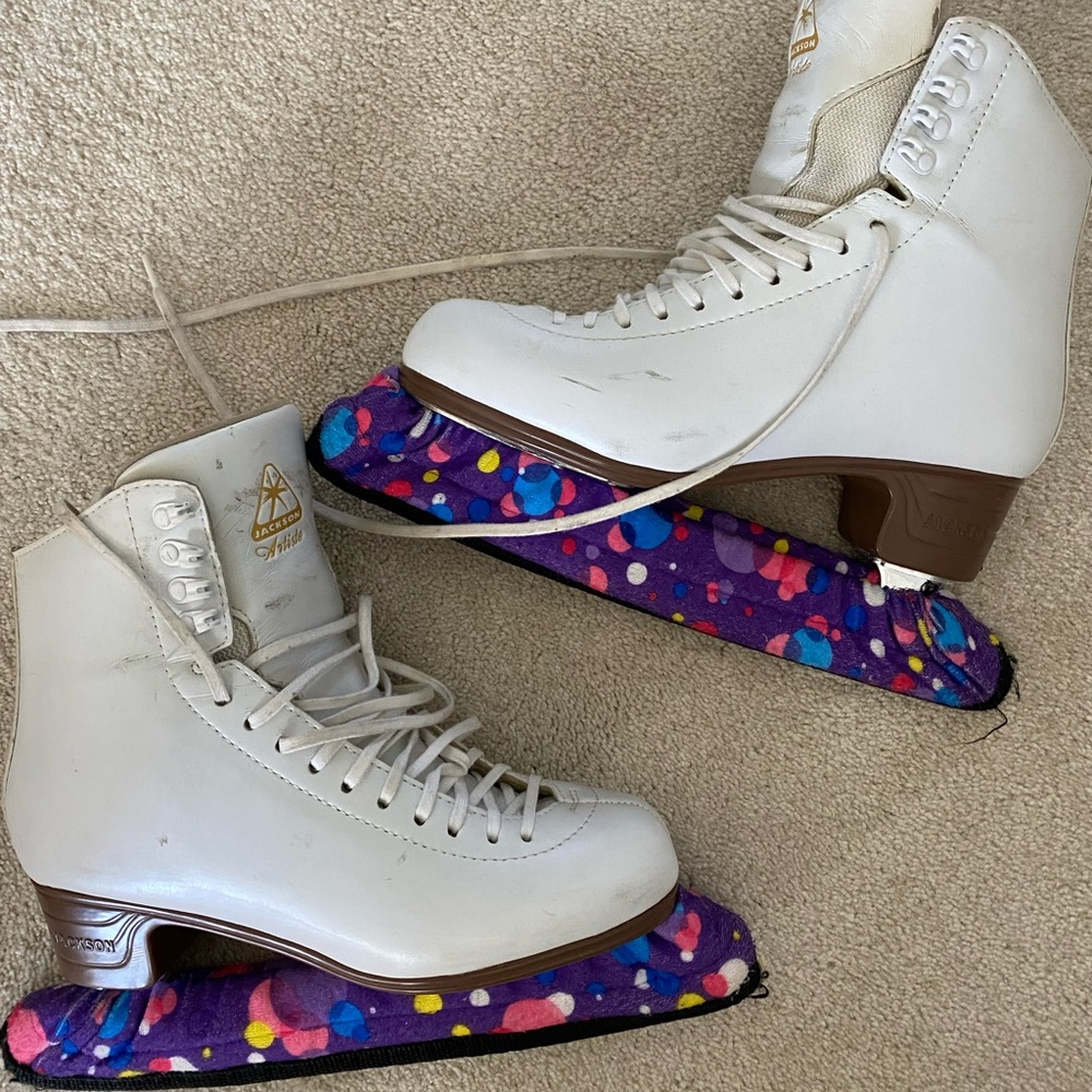 Jackson artiste skates
